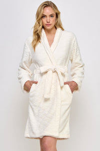 BeWicked Ariel Robe Jacquard Plush Long Sleeve with Pockets Cream