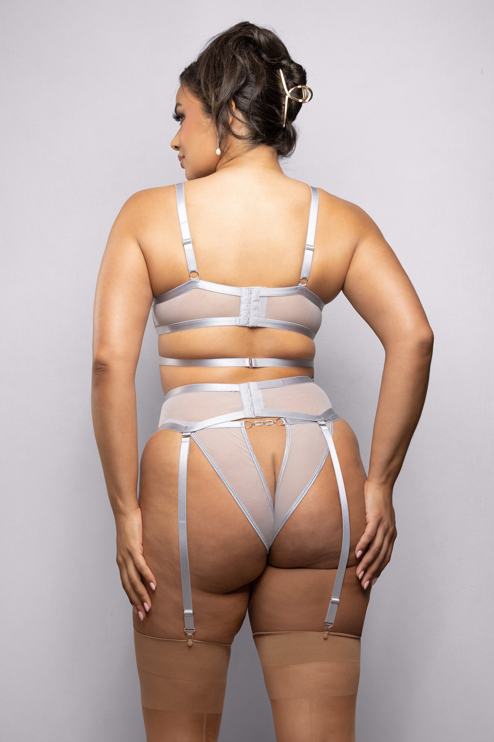 Fantasy Radiance Diamond Bra, Garter Belt & Panty Set