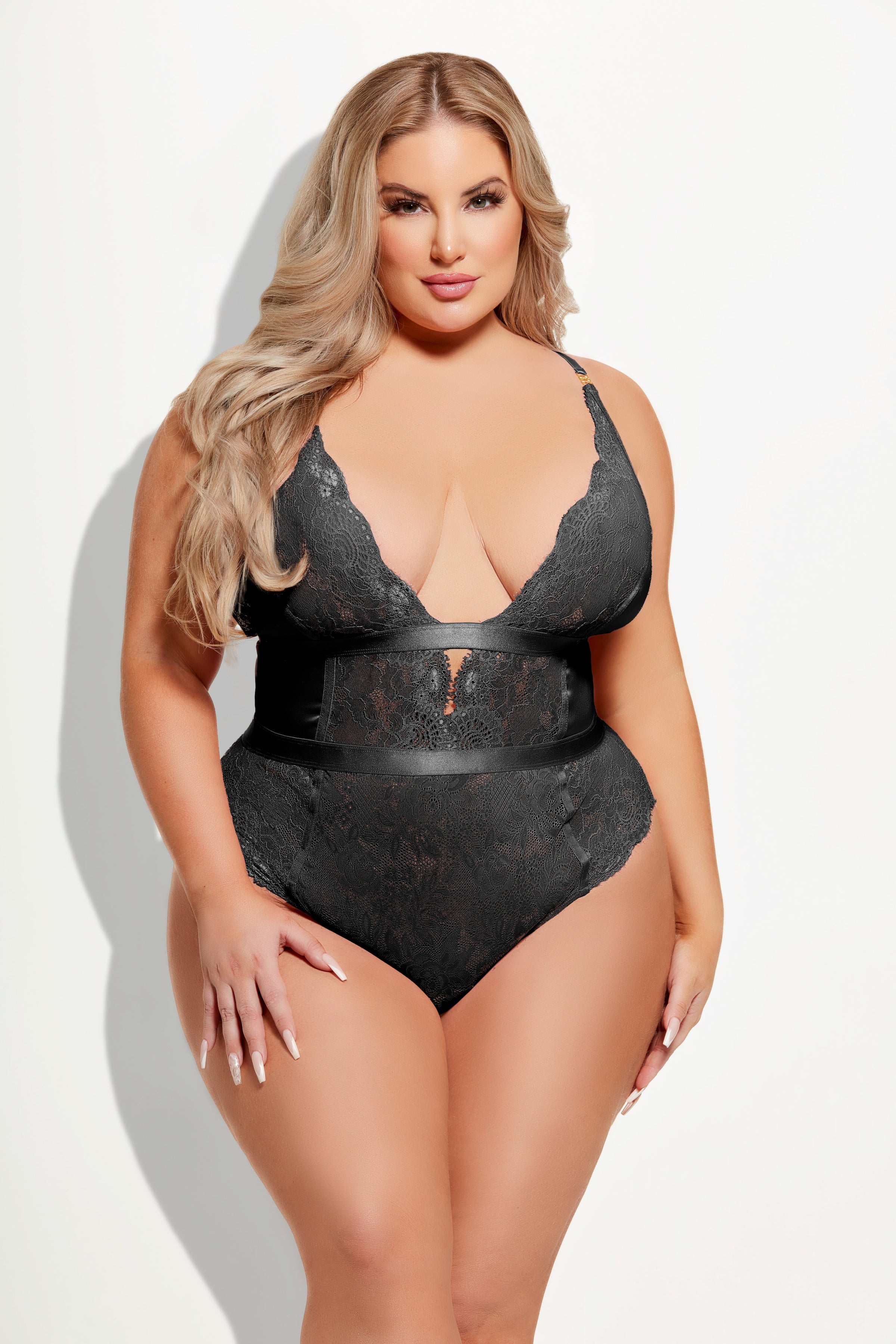 Helena Lace & Satin Wireless & Open Back Teddy Black