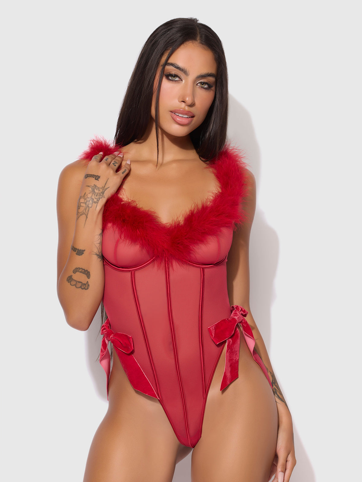 Marilyn Mesh & Feathers Teddy Crimson Red