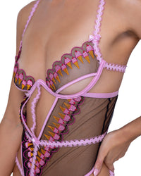 Roma Confidential Strawberry Sherbet Teddy Ice Cream Embroidery Pink