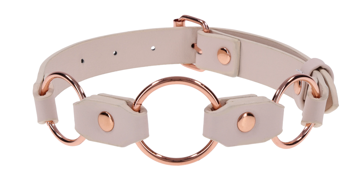 Peaches 'n CreaMe Ring Day Collar
