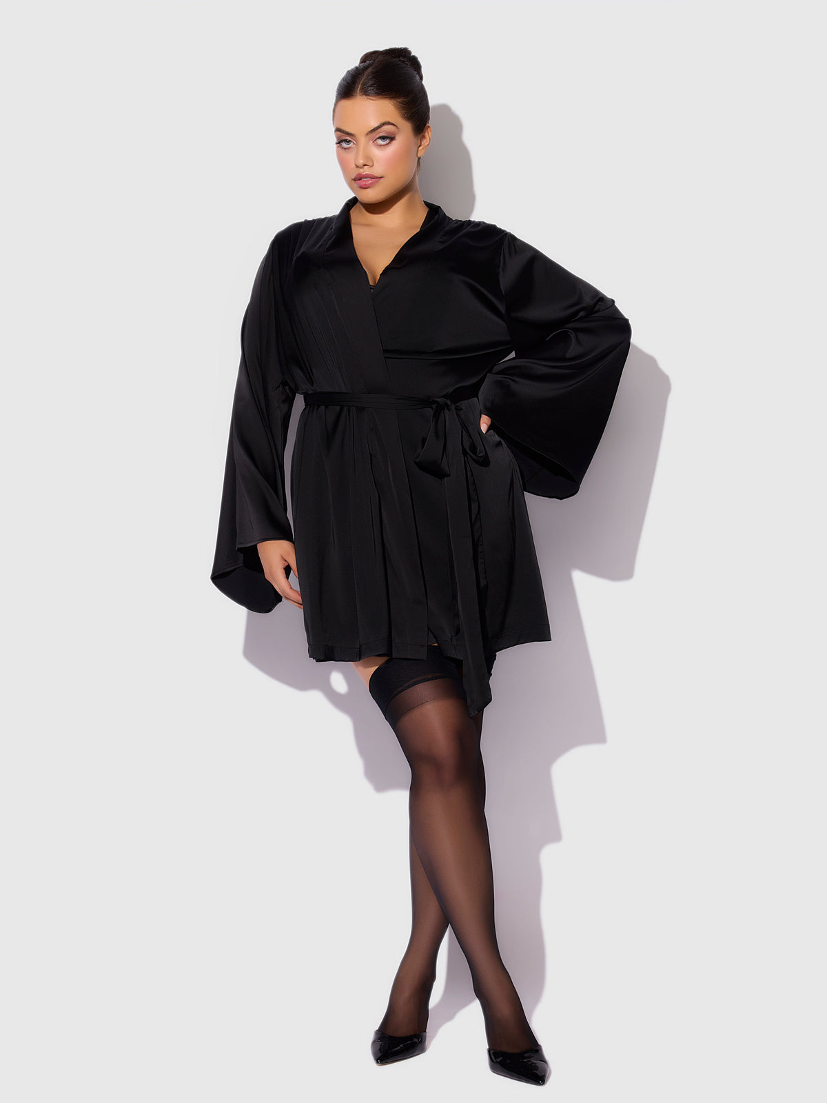 Brigeta Short Satin Robe Black
