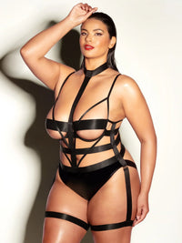 Oh la la Cheri Curvy Lethal Peek-A-Boo Harness Teddy Black-Rebel Romance