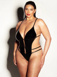 Oh la la Cheri Curvy Whipped Crotchless Teddy Black-Rebel Romance