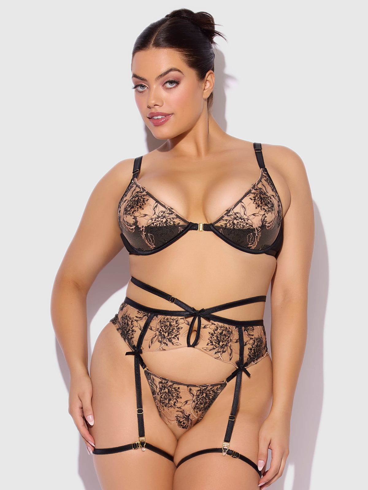 Delilah Embroidered Push-up Bra Set Black/Taupe