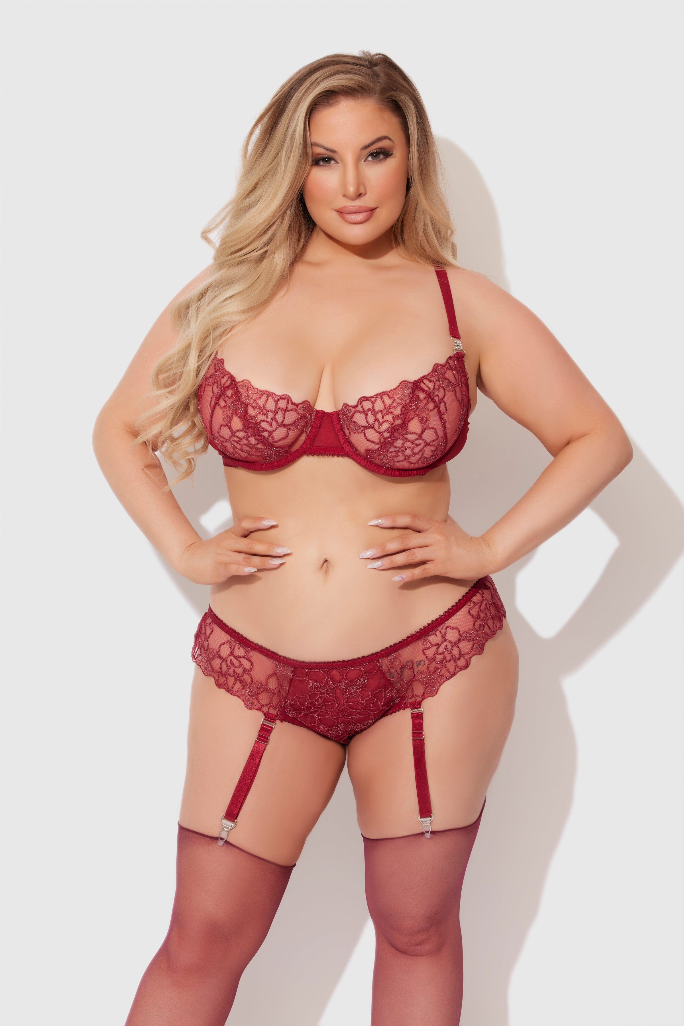 House of Desire Eden Embroidered Lace Bra and Backless Hipster Set