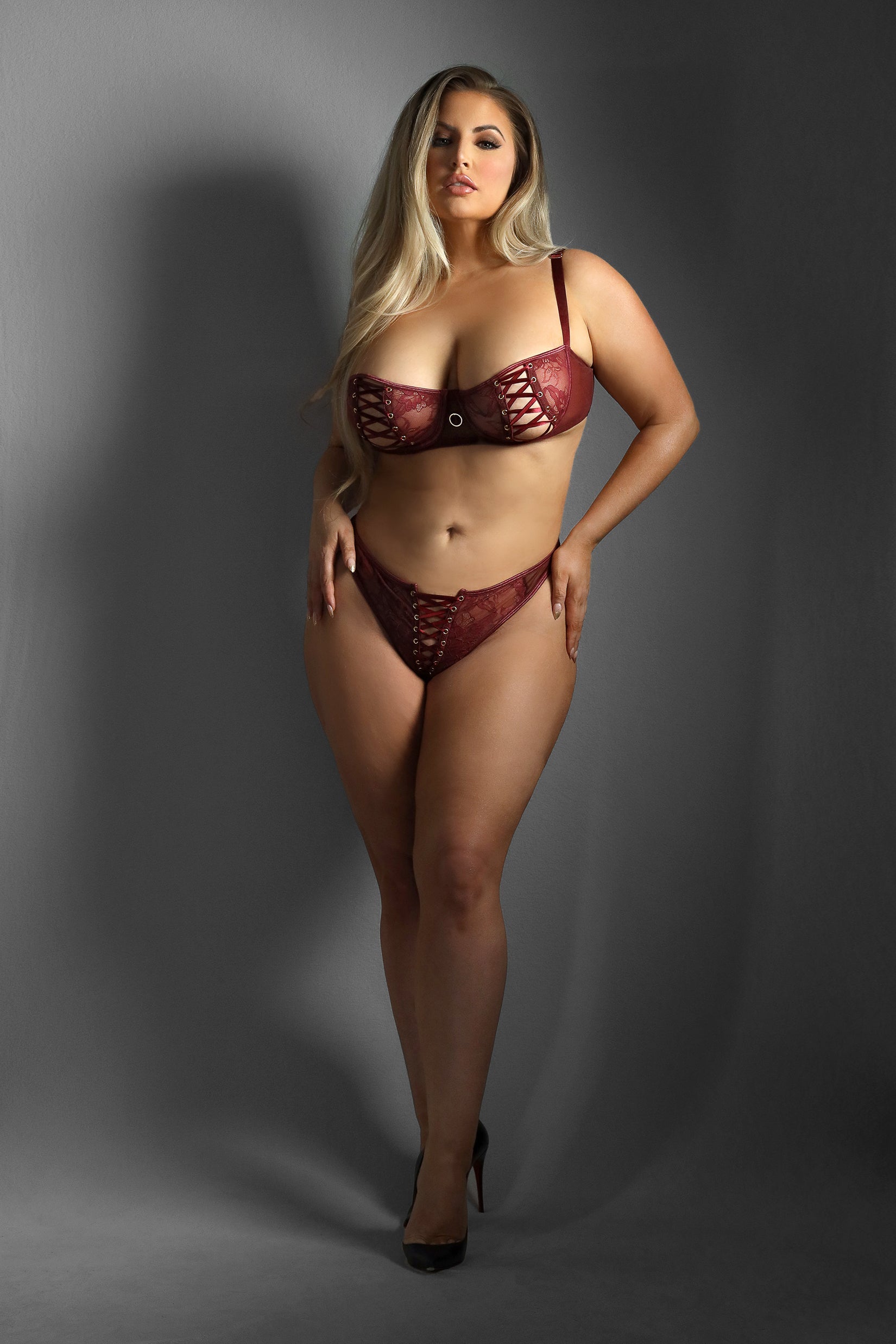 Fantasy Edge Queen Lace-up Balconette Bra Crotchless Panty Set Burgundy-Rebel Romance