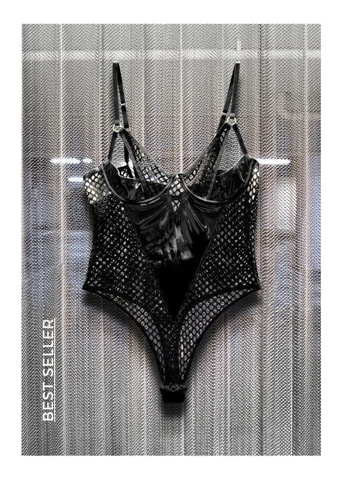 Oh la la Cheri Curvy Frisky Fishnet Peek-A-Boo Teddy Black-Rebel Romance