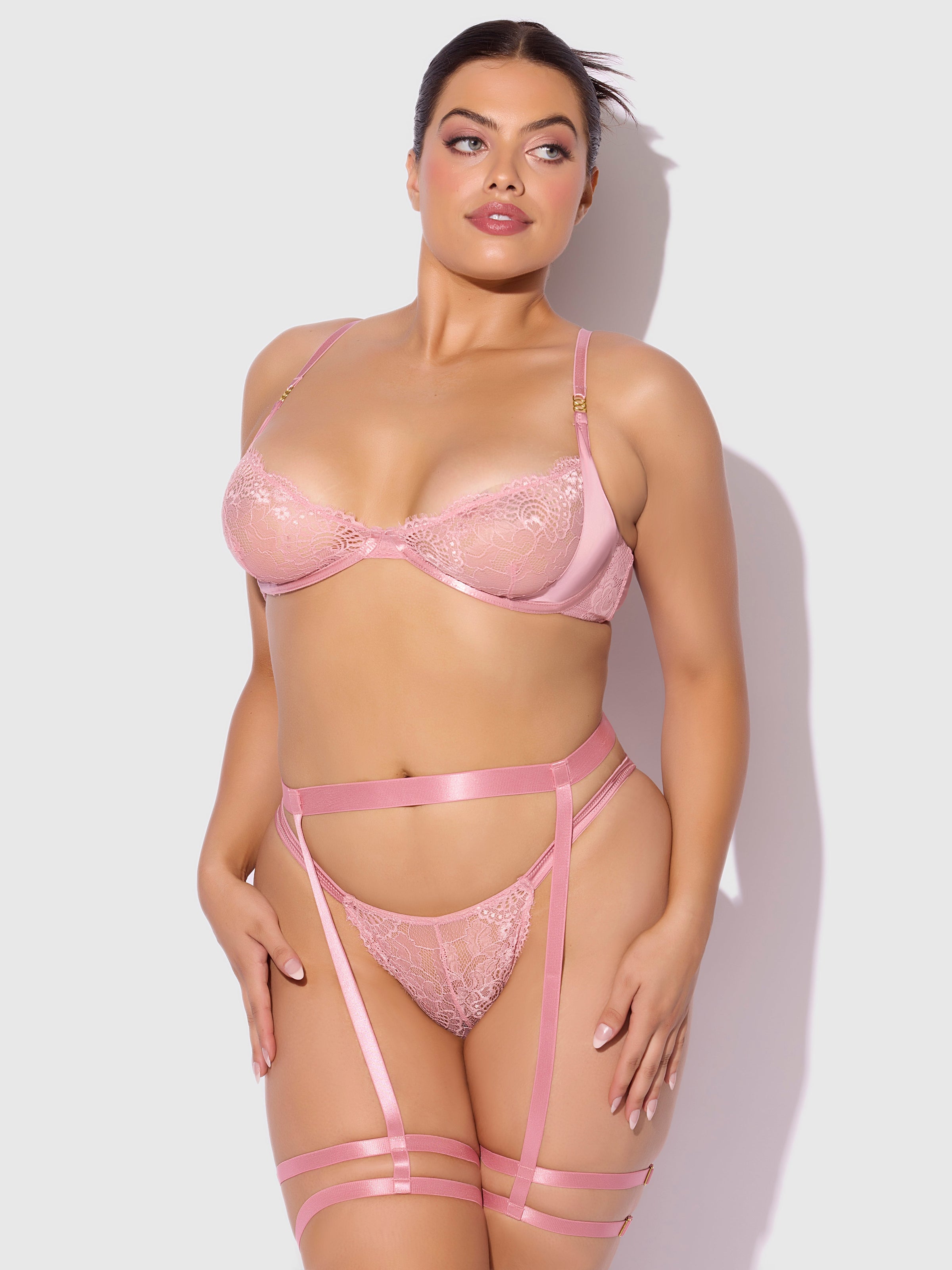 House of Desire Helena Lace Bra, Garter & Open Back Hipster Set
