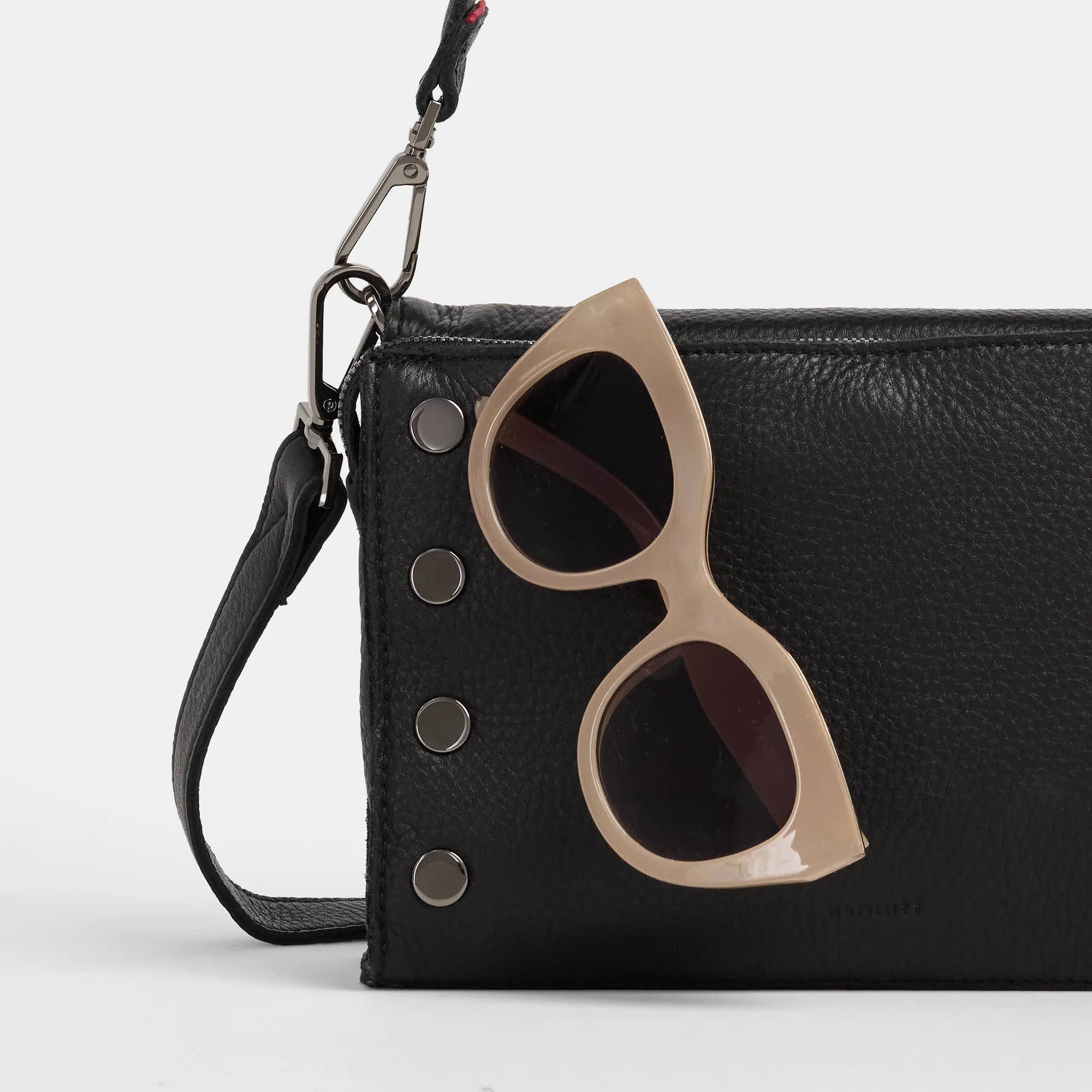 Hammitt Montana Leather Clutch Sml Handbag Black/Gunmetal-Rebel Romance