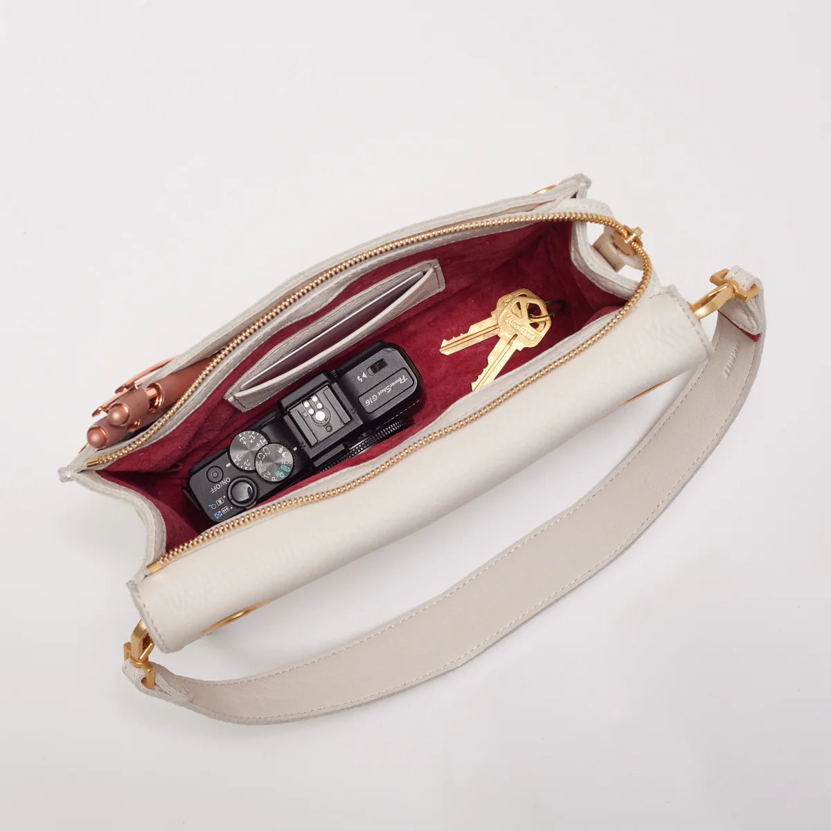 Hammitt Montana Leather Clutch Sml Handbag Calla Lily White/Brushed Gold-Rebel Romance
