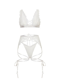 Oh la la Cheri Naya Pretty Lace Plunge Bralette Bra Set