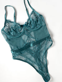 Oh la la Cheri Paisley Underwire Lace Teddy