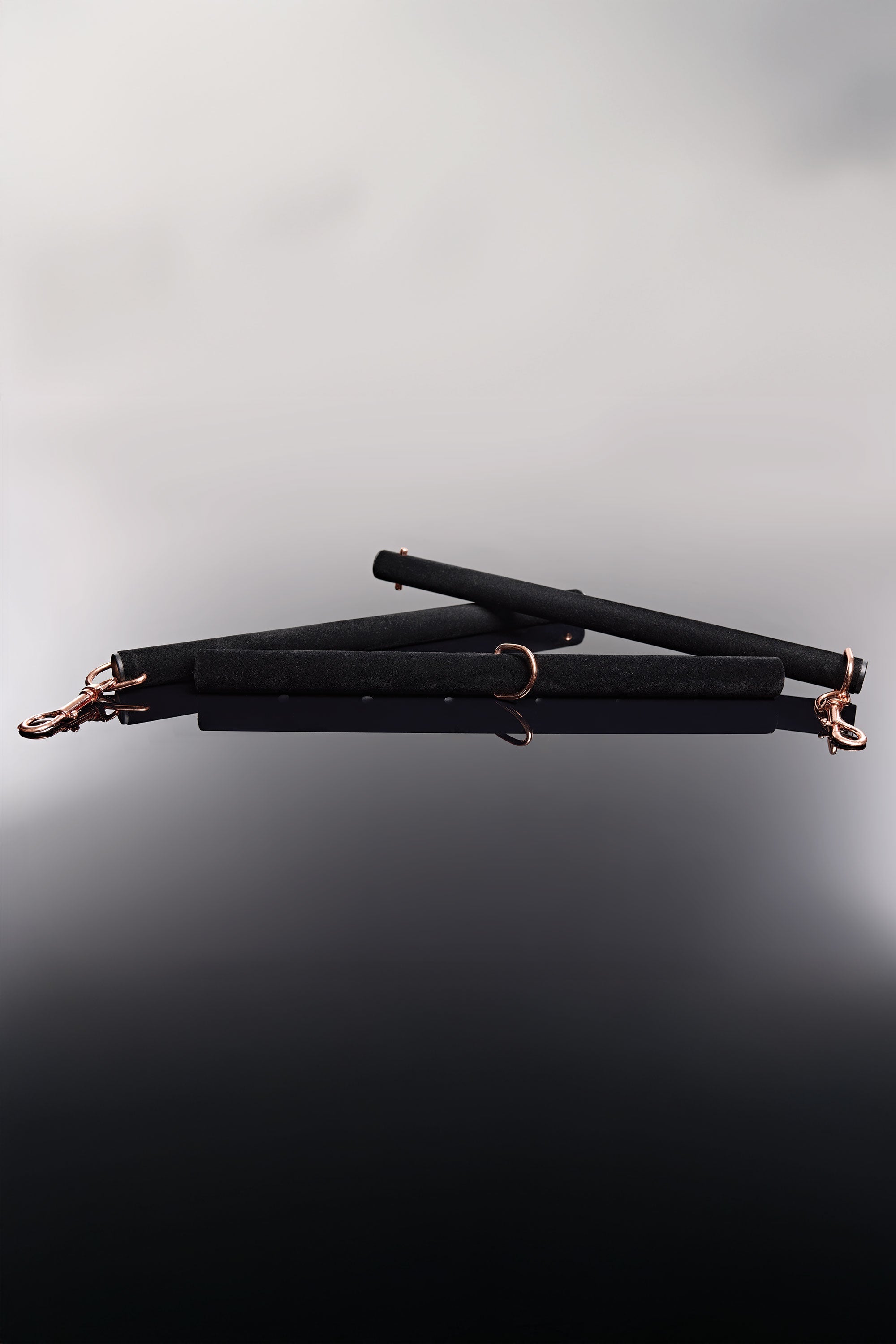 Pleasure Black Velvet Spreader Bar Rose Gold