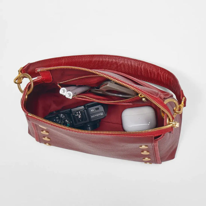 Bryant Med Leather Shoulder Bag Winter Cherry/Brushed Gold